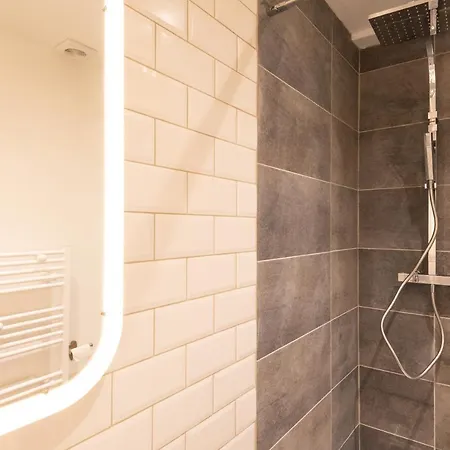 Apartmán Terrasse - Telecabine 2min - Thermes 4min - Equipe