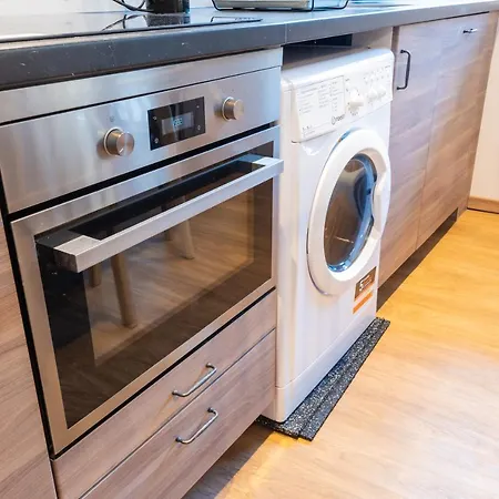 Terrasse - Telecabine 2min - Thermes 4min - Equipe קאוטרט